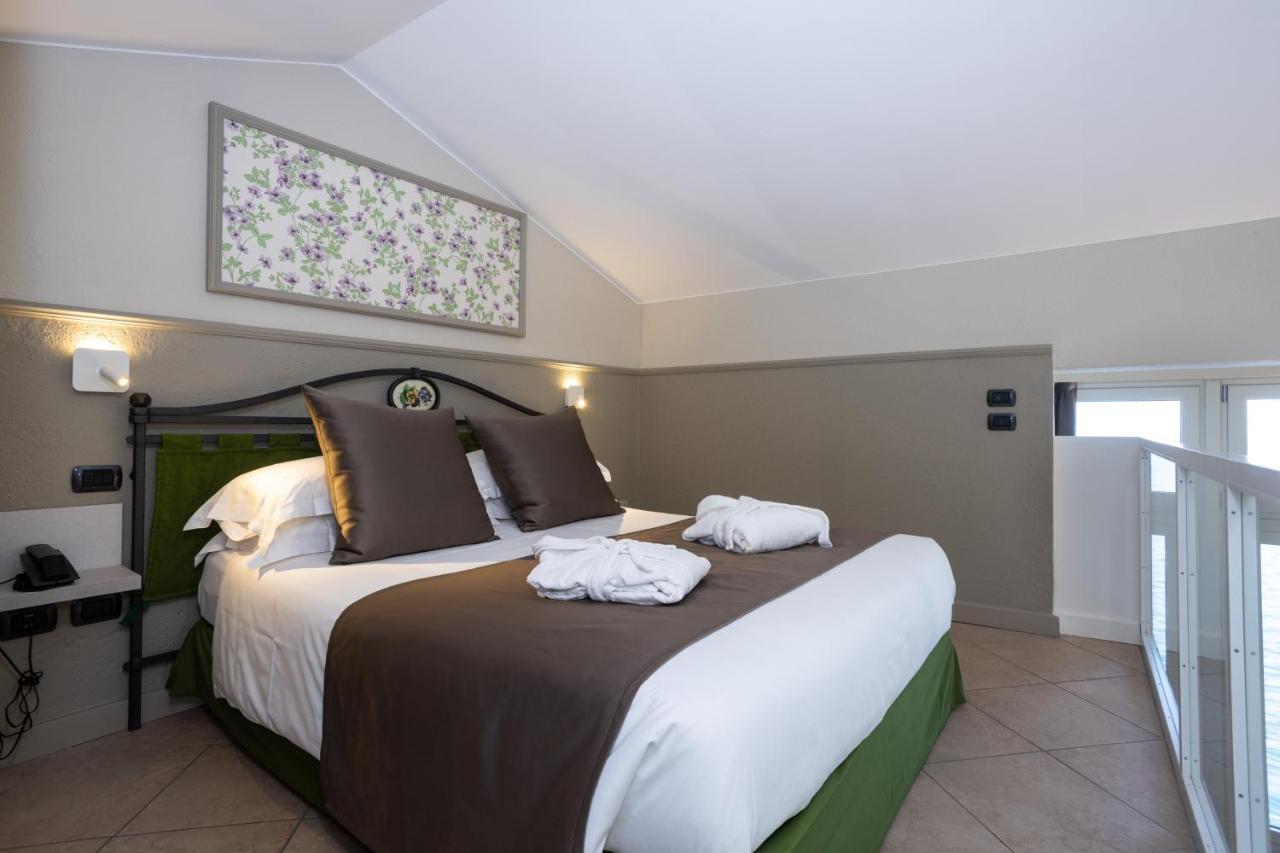Casa Du Lac, By R Collection Hotels ヴァレンナ エクステリア 写真